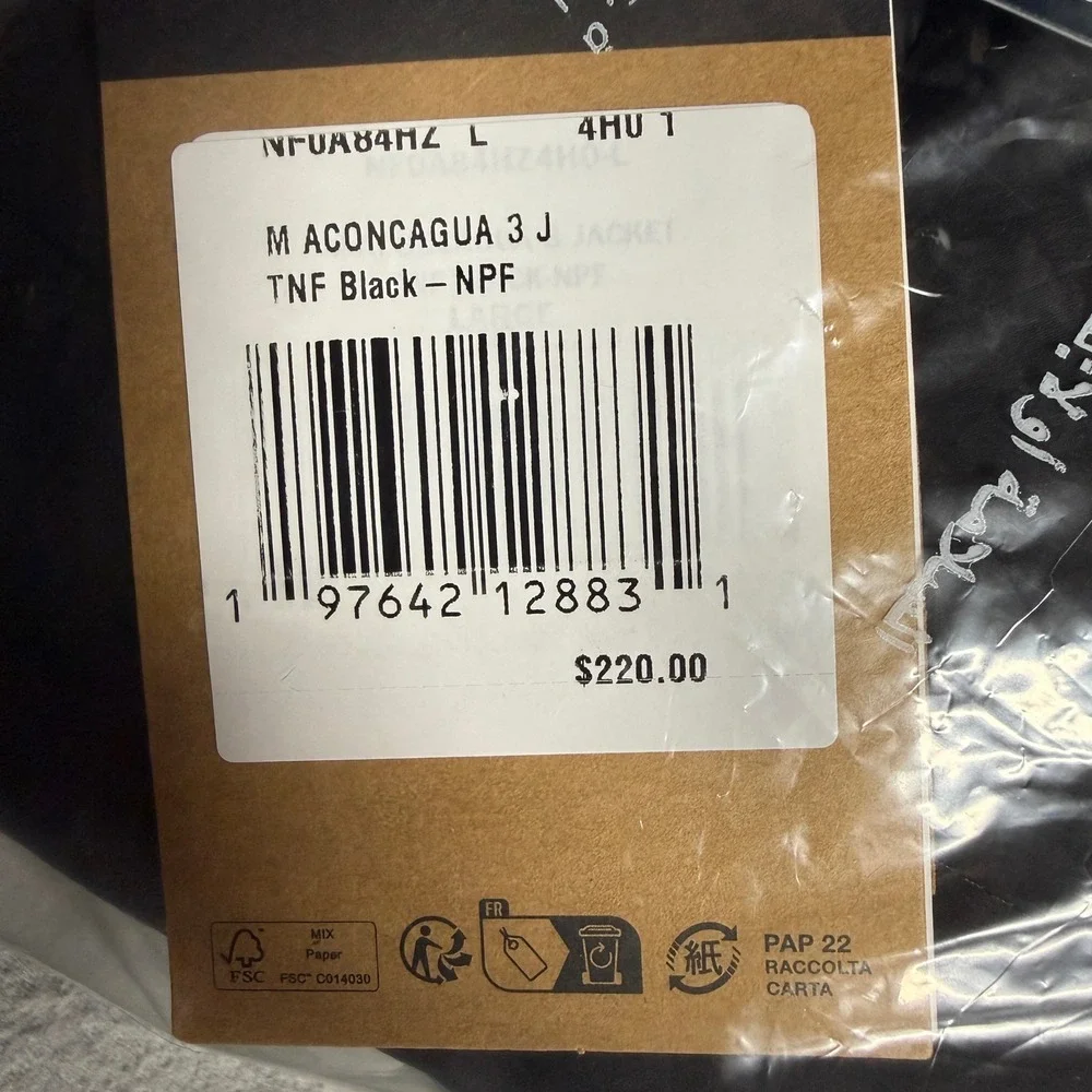 The North Face Aconcagua 3 Jacket TNF Black Mens Puffer brand New Large